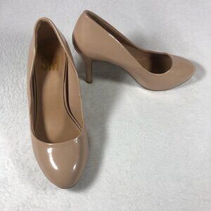 Nude Stiletto Pumps Round Toe 7 Approx 3.5" Heels Glossy Patent-Leather-Style